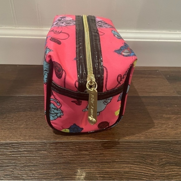 Betsey Johnson Cat Makeup/Cosmetic Bag OS - Picture 4 of 12